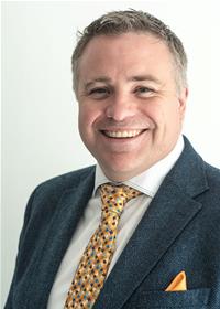 Profile image for Councillor Mike Hewitson